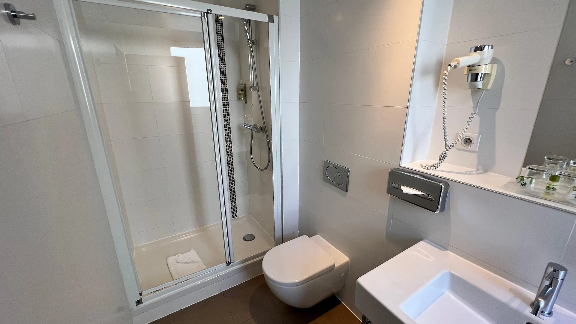 Paris-auteuil By Ihg Parijs