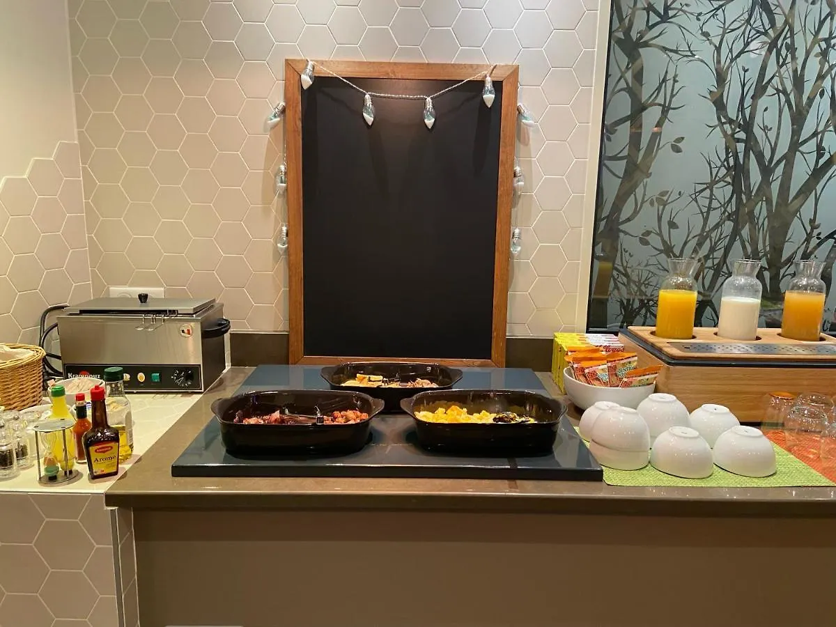 Paris-auteuil By Ihg Hotel 3*